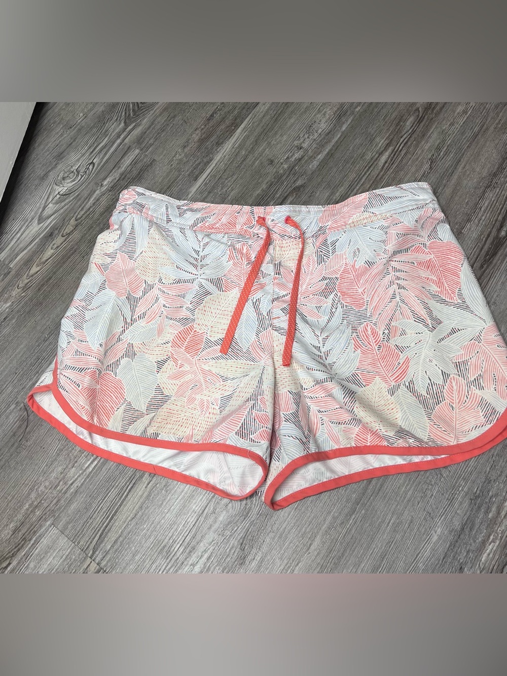 Columbia Peach Leaf-Print Athletic Shorts
